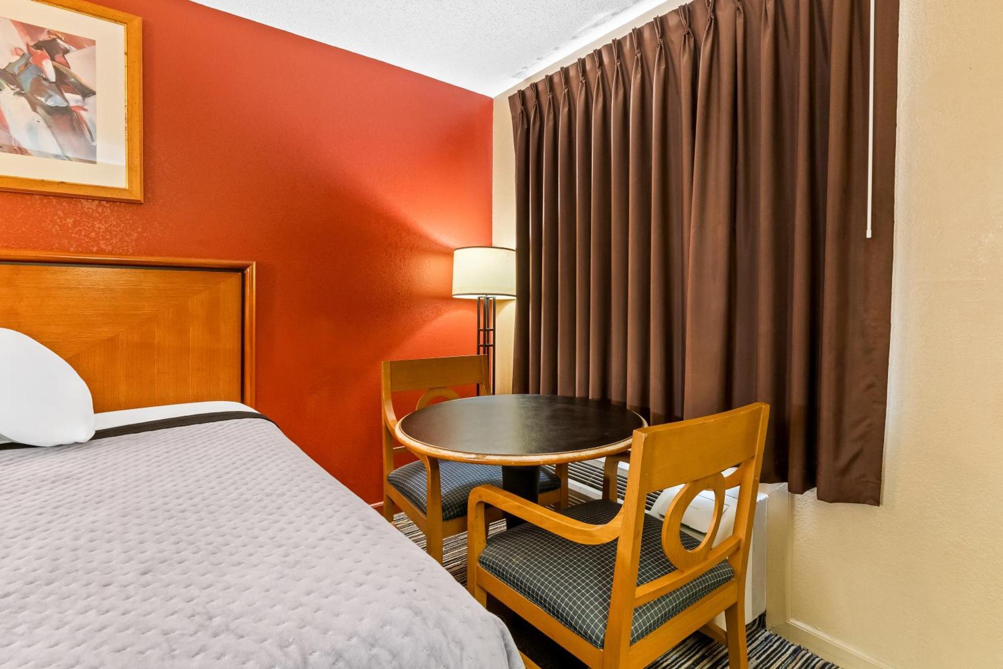 America'S Best Value Inn-Athens Buitenkant foto